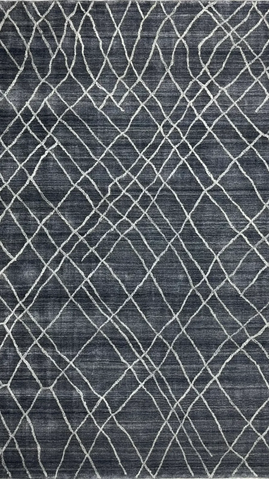 Diamond I, 100% Wool Pile, Hand Loom Rug, Dark Grey/White