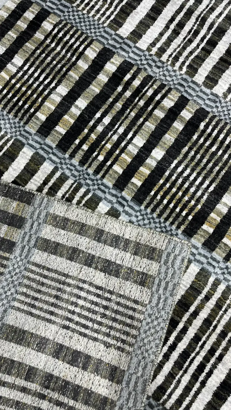 Linear Mosaic II, 100% Wool Pile, Hand Loom Rug, Dark Grey/White - Image 3